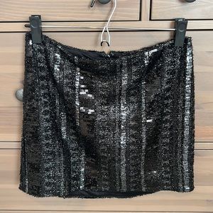 The perfect holiday skirt!